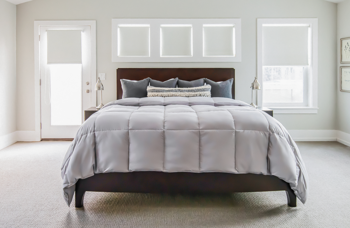 Super King Oversized Comforter in Silver Sconce